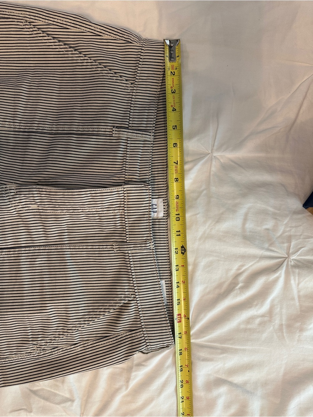 GAP Women’s Pinstripe barrel pants - Black & White - Picture 9 of 9
